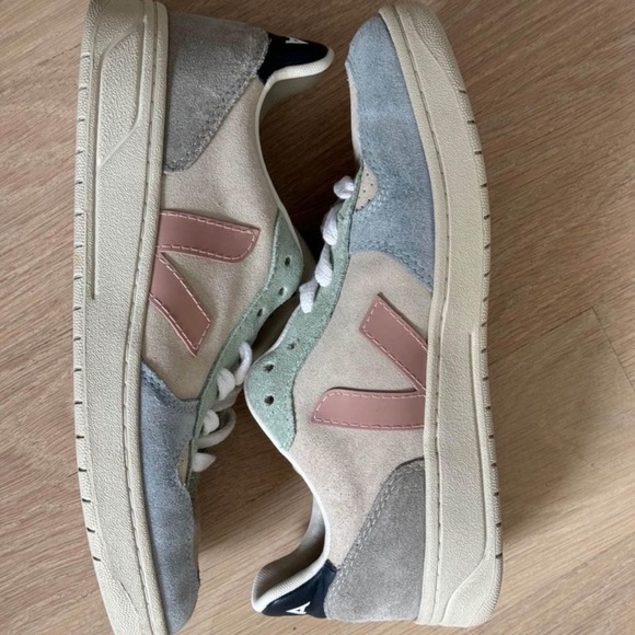 VEJA V-10 Multicolor Colorblock Suede EUR 36 - Picture 1 of 5